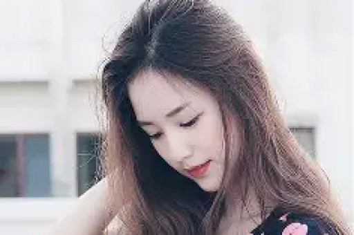 打假网红盯上李亚鹏指出他就是个老赖做公益的行为都是假的