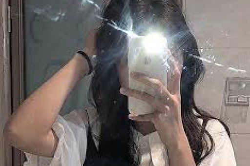 深夜爆大瓜！蔡卓妍结婚不足1月突陷婚变多项黑料彻底翻车
